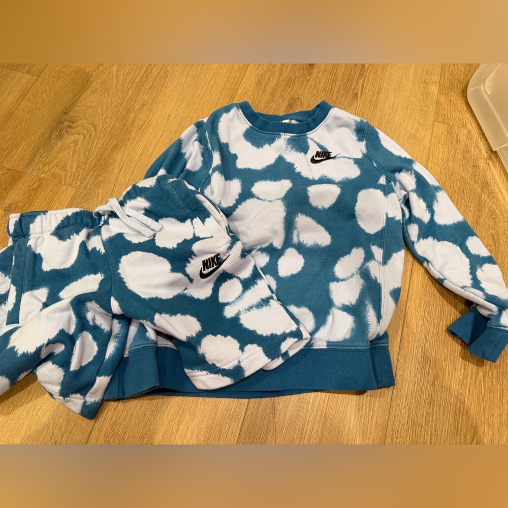 Nike Blue and White Kids Matching Set